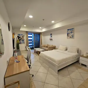  Проживание в семье Super Host At Highest Residential Tower In The World, Private In A Shared