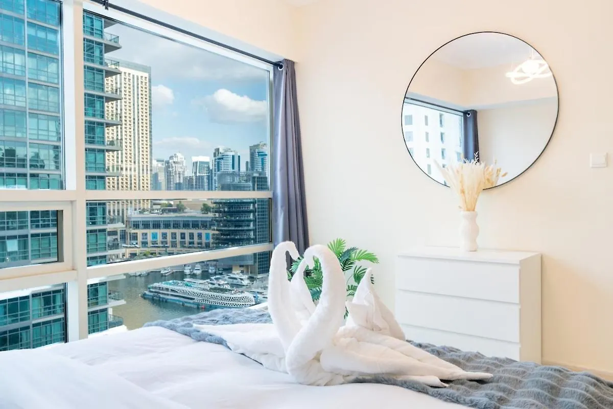 Luxury Waterfront Marina Stay Dubaj Apartmán
